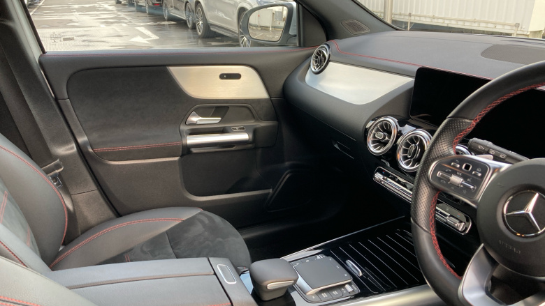 Mercedes-Benz Eqa 350 4Matic 215kW AMG Line 66.5kWh 5dr Auto Electric Hatchback